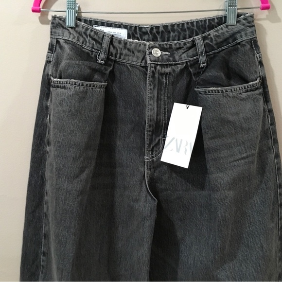 ZARA jeans Women’s 4/W26 TRF Waisted Relaxed Wide Leg Darts Denim Black 8727/210 - Picture 6 of 12